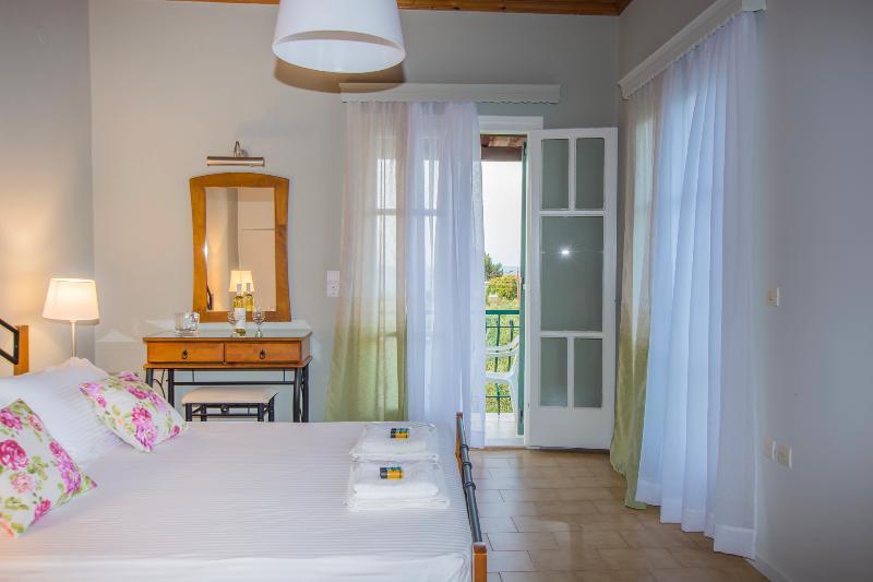 Porto Giardino Apartments Psarou  Exterior photo